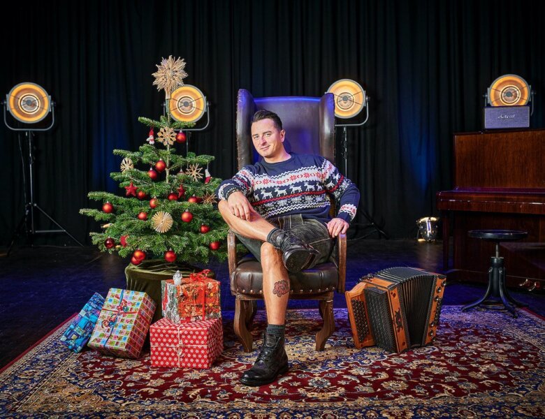 Andreas Gabalier – “A Volks-Rock’n’Roll Christmas“ (Album Review)