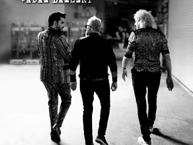 Queen + Adam Lambert – “Live Around The World“