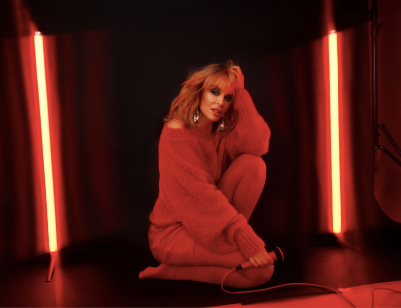 Kylie Minogue entführt einen mit dem neuen Album „Disco“ auf den Dancefloor