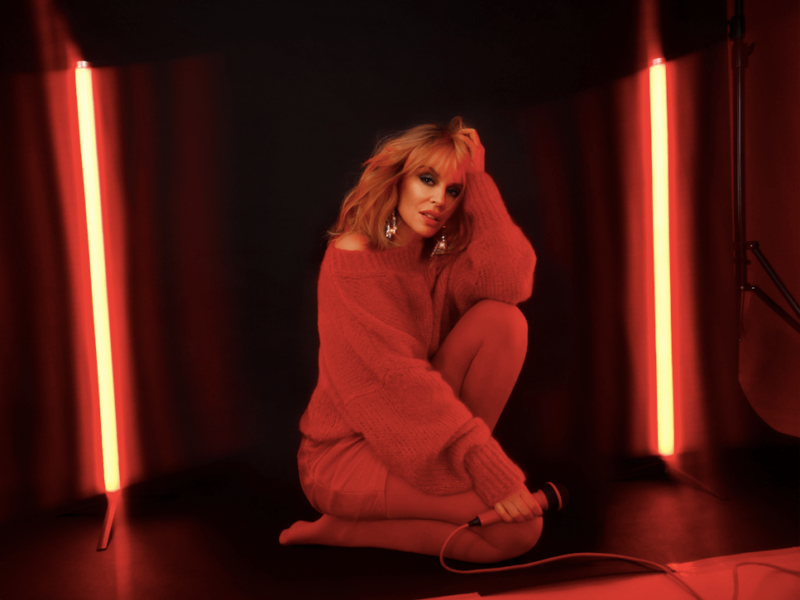 Kylie Minogue entführt einen mit dem neuen Album „Disco“ auf den Dancefloor