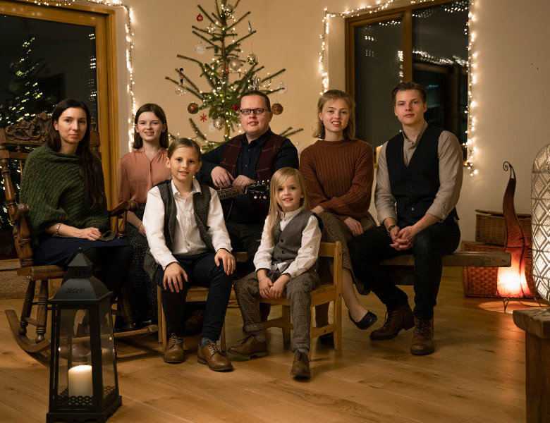 Angelo Kelly & Family – “Coming Home For Christmas“ (Album Review)