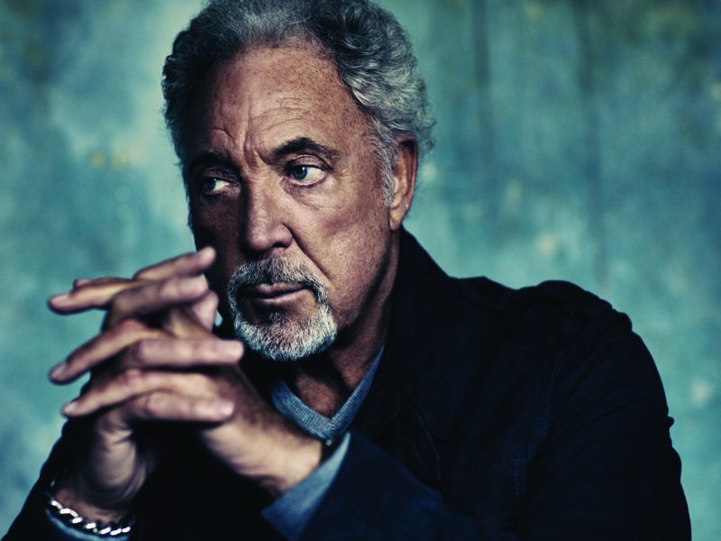 Tom Jones – “Talking Reality Television Blues“ (Single + offizielles Video) + neues Album  “Surrounded By Time“