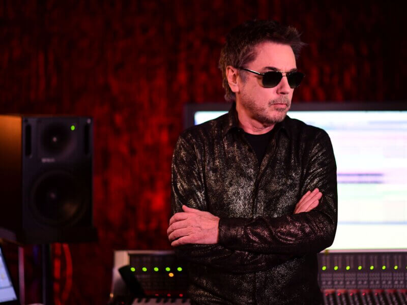 Jean Michel Jarre – “Amazônia“ (Columbia Local/Sony Music)