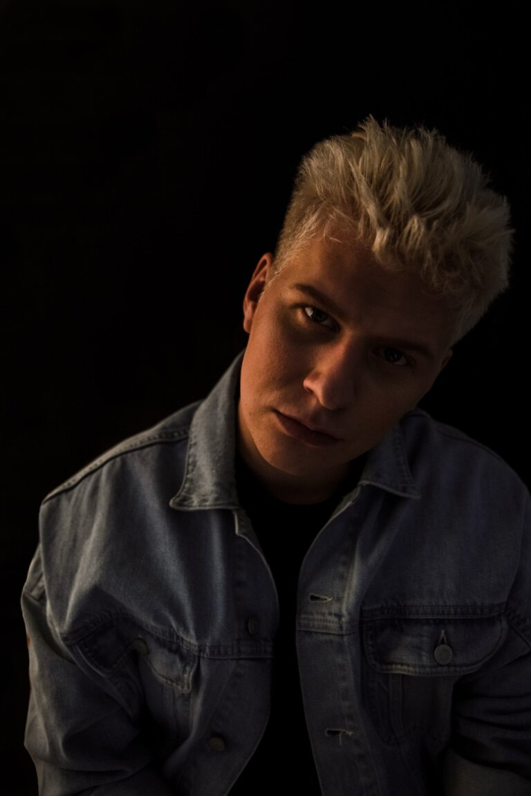 Thorsteinn Einarsson “Shackles“ (Single + offizielles Video) POP