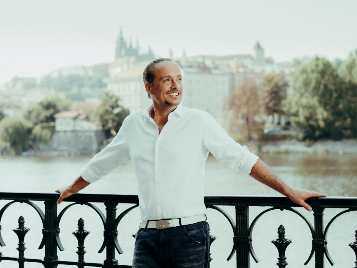 Alex Christensen & The Berlin Orchestra “Classical 80s Dance“ POP