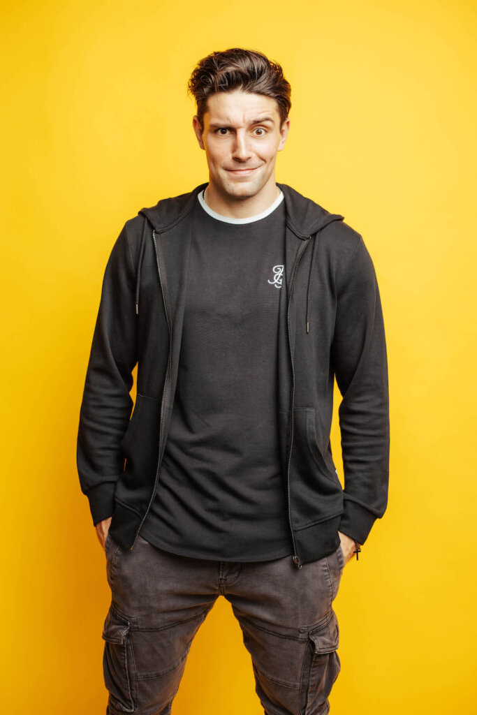 Alexander Eder "Ganz Normal Gestört“ (Single + offizielles Video