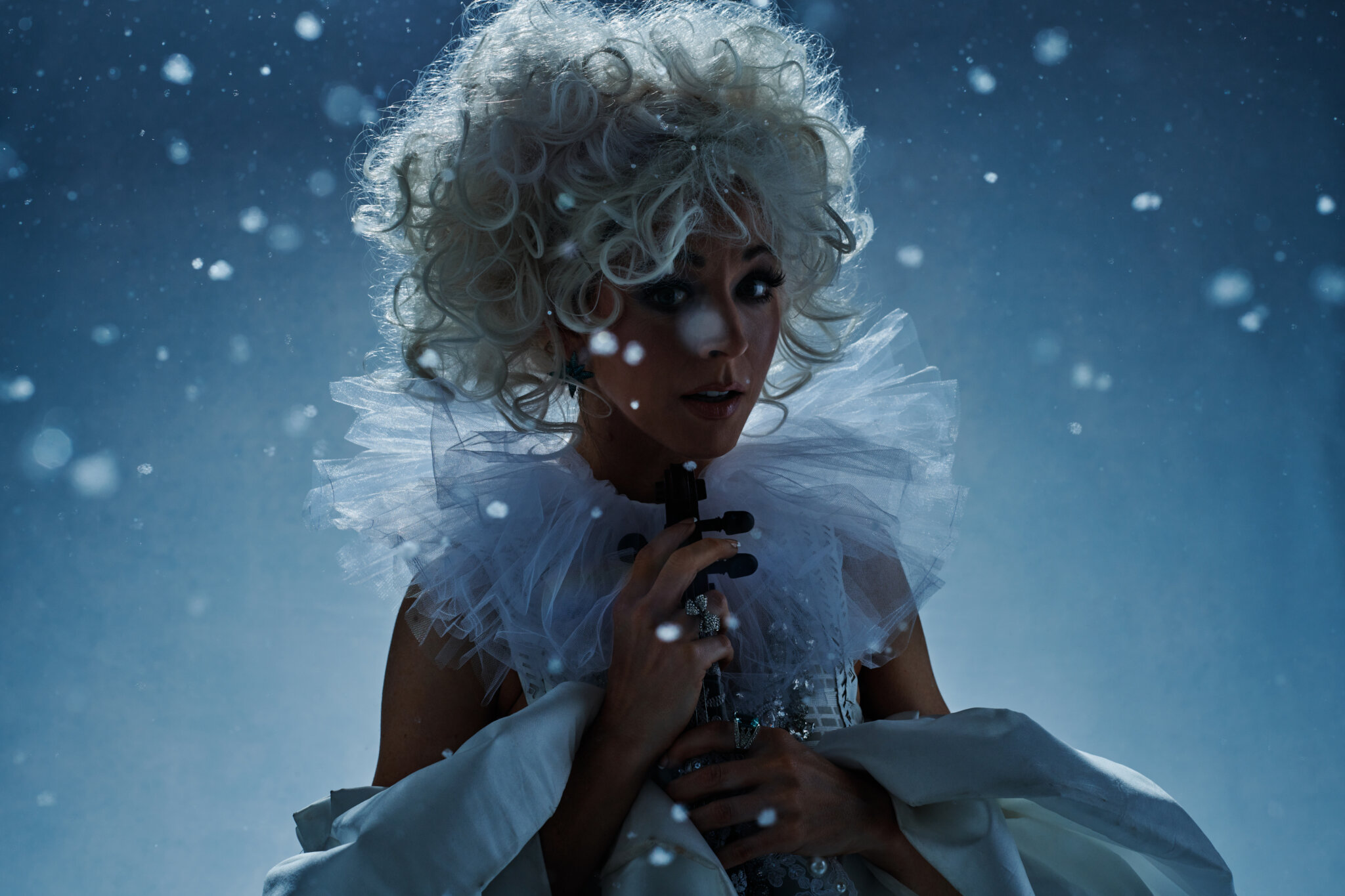 Lindsey Stirling "Snow Waltz" (Album + Video zu "Ice Storm") POP