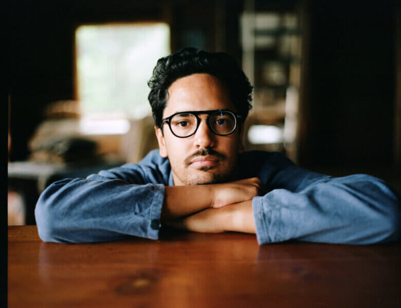 Luke Sital-Singh – „Dressing Like A Stranger“ (Nettwerk Records)