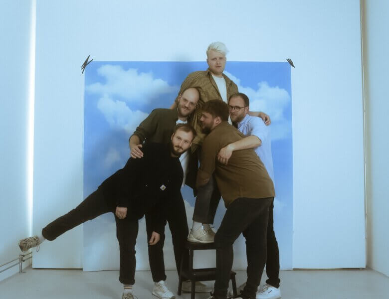 Hi! Spencer – „Würfel“ (Single + Audio Video)