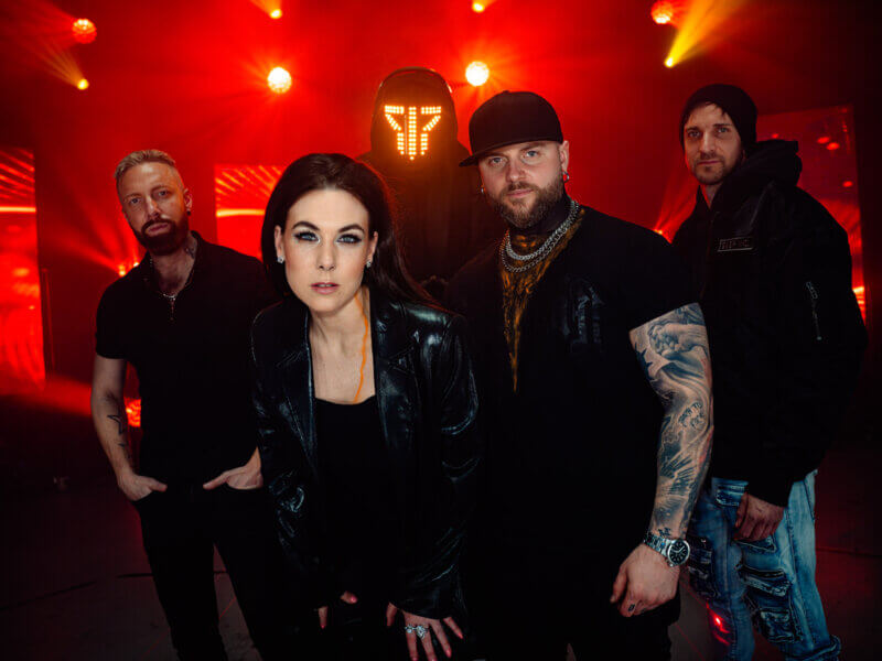 Smash Into Pieces x Elize Ryd – „Paradise“ (Single + offizielles Video)