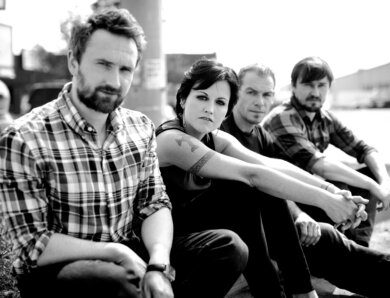 The Cranberries – „Zombie (Iain Cook Remix)“ (Single + offizielles Video)