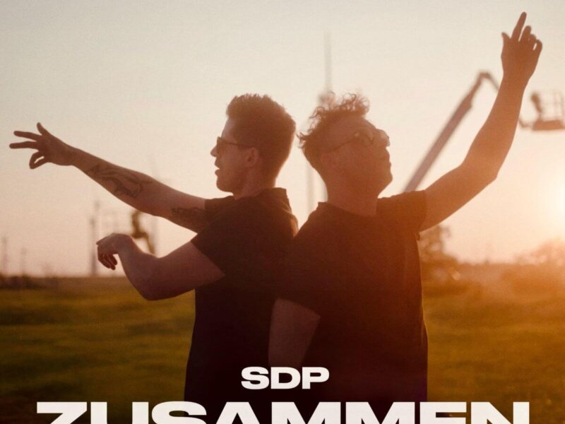 SDP – „Zusammen“ (feat. Esther Graf, Montez, Clueso, Elif, Kontra K, Santos, Querbeat – Single: VÖ: 25.07.2025)