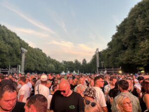 Schlossgarten Open Air in Osnabrück am 16.08.2025 + Festivalbesucher - Bild: Foto Credits (c): Pop-Himmel.de)