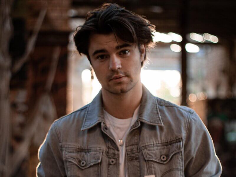 Linus Bruhn x Singin‘ IDA! – „Dig Deeper“ (Single – VÖ: 22.08.2025)