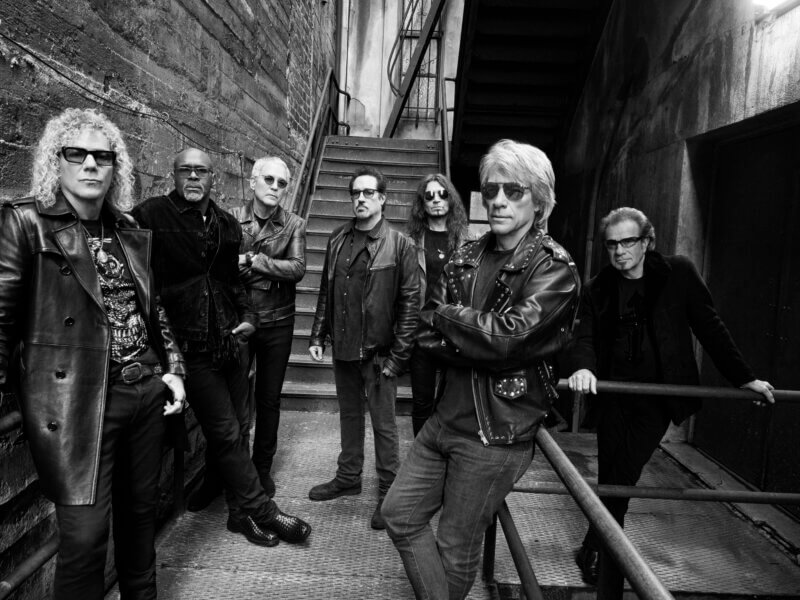 Bon Jovi – „Forever (Legendary Edition)“ (Album – VÖ: 24.10.2025)