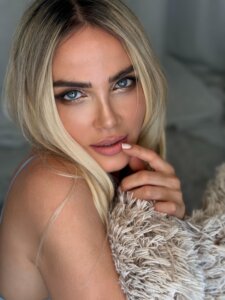 SAFIYA - Pressebild (Foto Credits (©): EveLand Records)