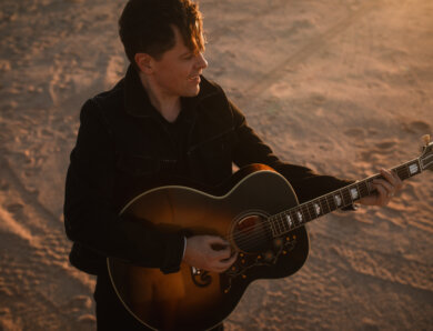 Michael Patrick Kelly – Album „Traces“ out now // u.a. gemeinsame Kollabo mit der Kelly Family