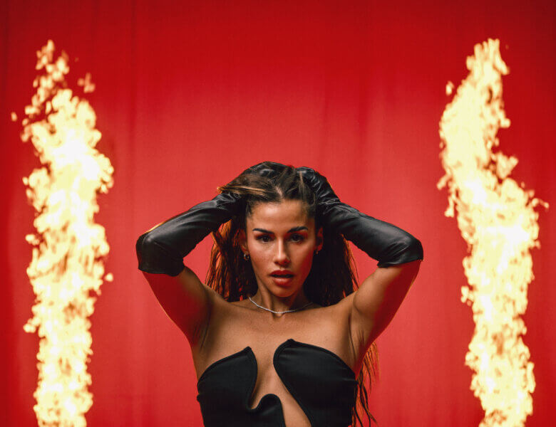 Sarah Engels – „Fire“ (Single + offizielles Video) // Teilnahme am deutschen ESC-Vorentscheid